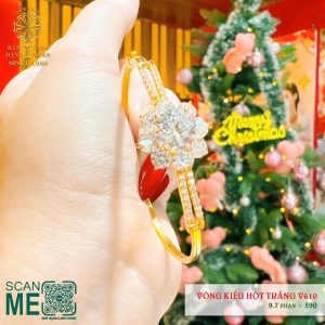 Vòng Tay Kiểu Hột Trắng Xinh Xắn