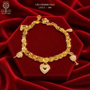 Lắc Charm V610 Mẫu Mới
